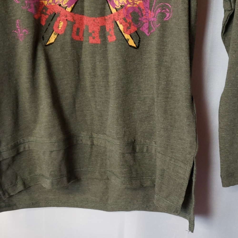 Med 8/10 art class nwt long sleeve graphic T. C2 - Picture 3 of 5